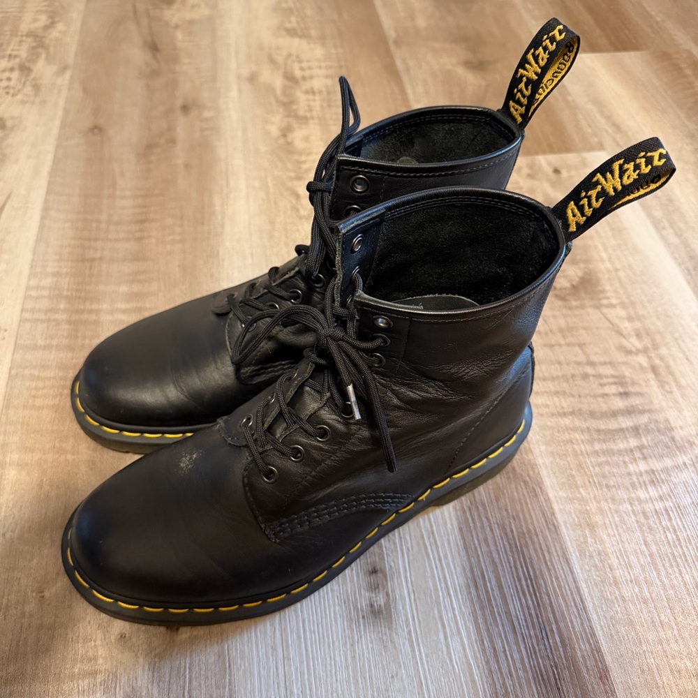 Dr. Martens Black Leather Lace-Up Boots with Yellow Stitching - Picture 4 of 9